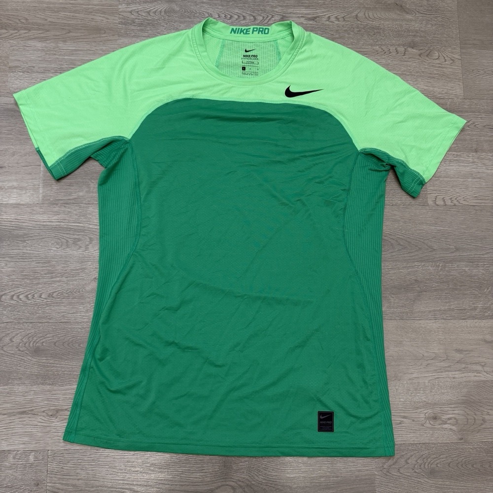 Nike Pro Hypercool Fitted Shirt Mens Large Green Dri-FIT Short Sleeve Training
